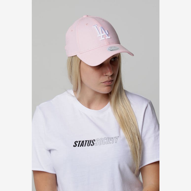 New Era Women's Los Angeles Dodgers 9FORTY Cloth Strapback Pink Diamond