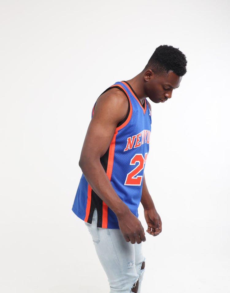 Mitchell & Ness New York Knicks Marcus Camby #23 Swingman Jersey Royal