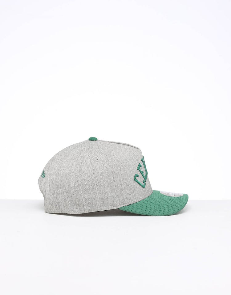 Mitchell & Ness Boston Celtics Teamwork Pinch Snapback Grey/OTC