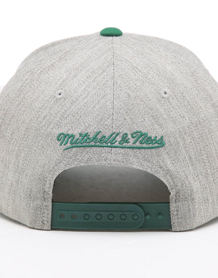 Mitchell & Ness Boston Celtics Teamwork Pinch Snapback Grey/OTC