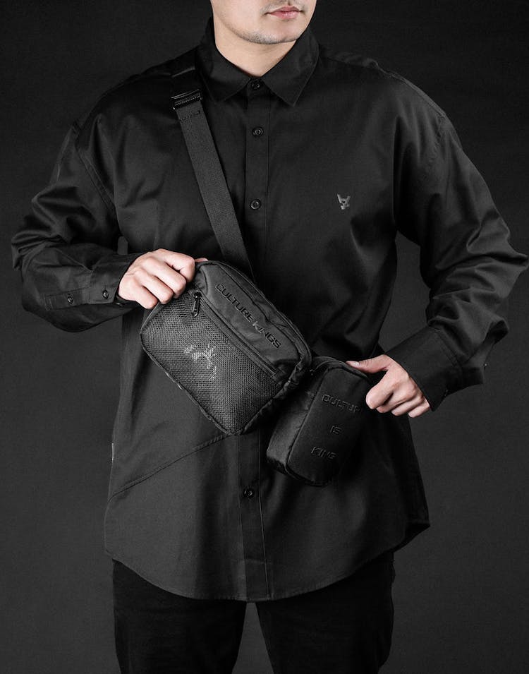 CULTURE KINGS NOT-FOR-SALE MULTI FUNCTION DUFFLE BAG BLACK/BLACK