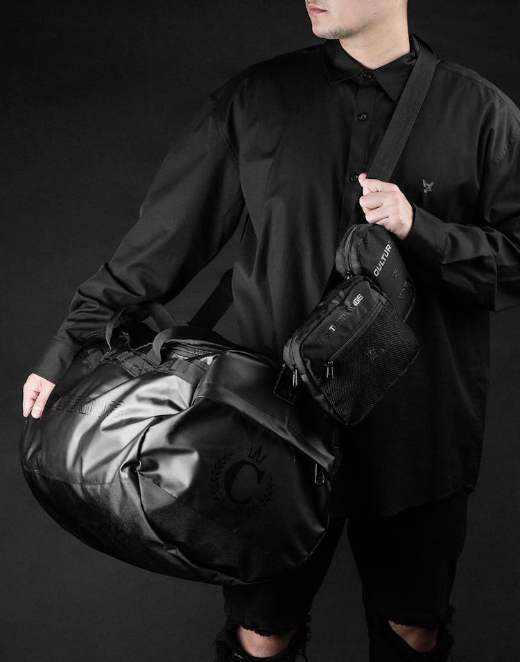 CULTURE KINGS NOT-FOR-SALE MULTI FUNCTION DUFFLE BAG BLACK/BLACK