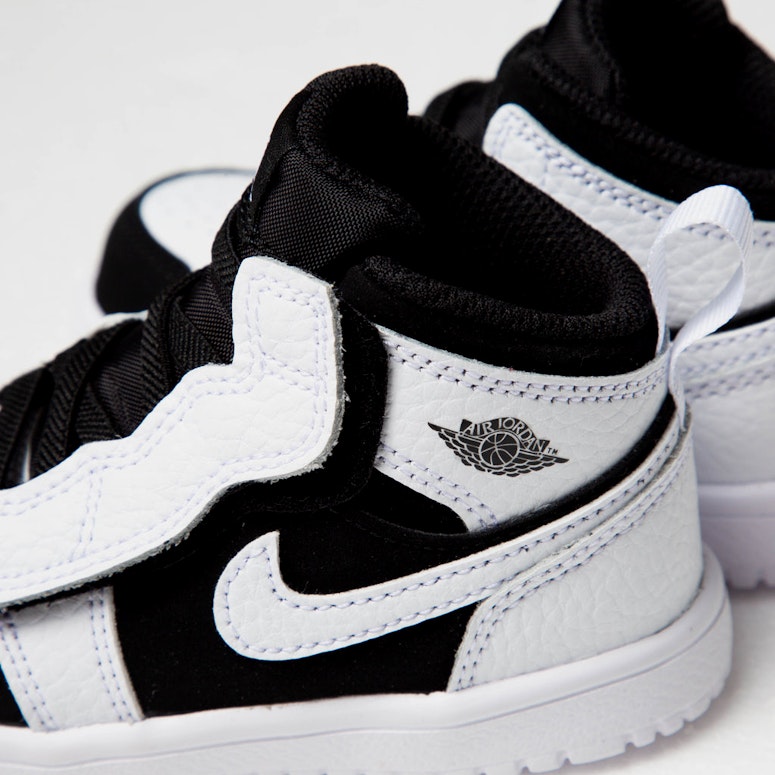 Jordan Kids Jordan 1 Mid ALT White/Black/White