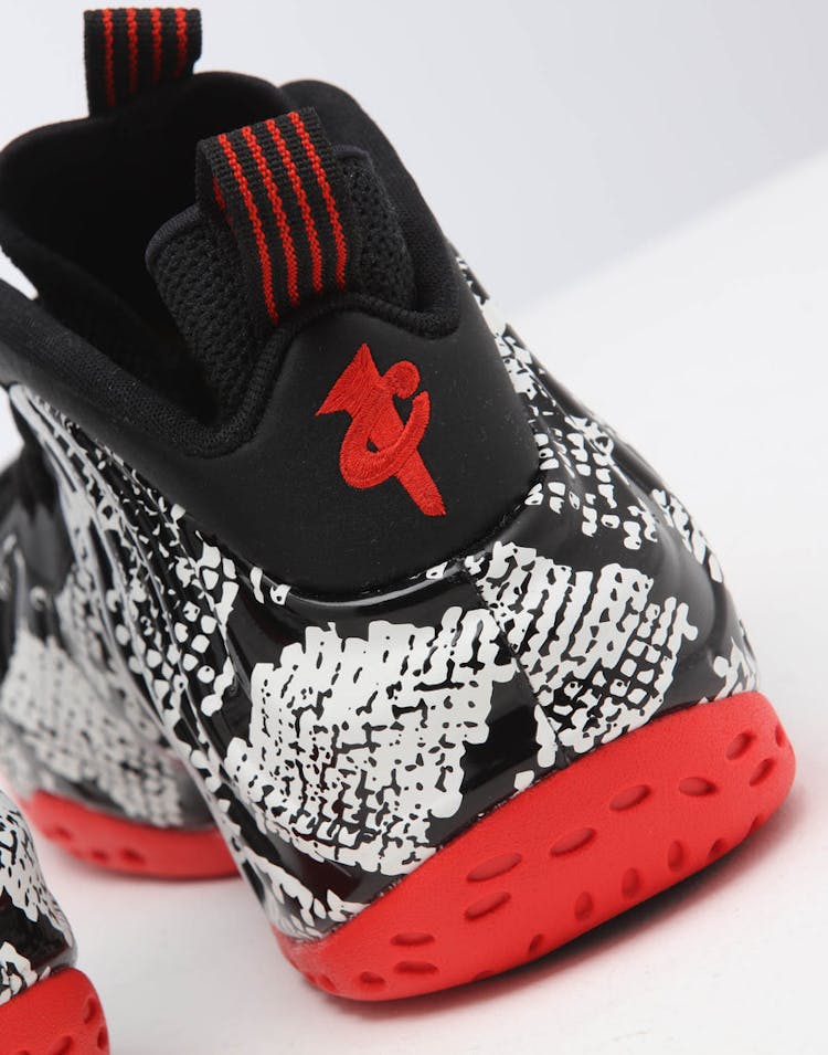 Nike Air Foamposite 1 Sail/Black/Red