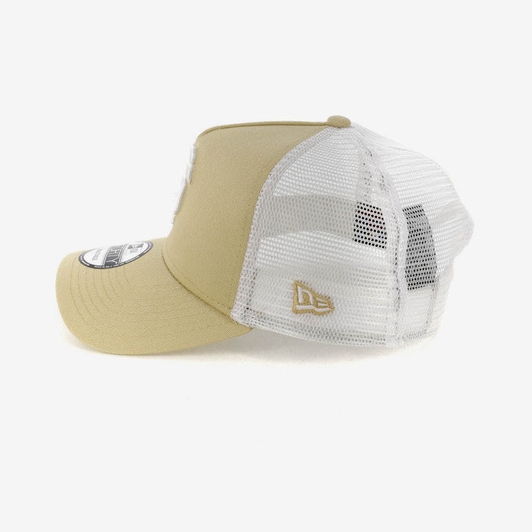 New Era San Francisco Giants 9FORTY A-Frame Trucker Snapback Nude/White