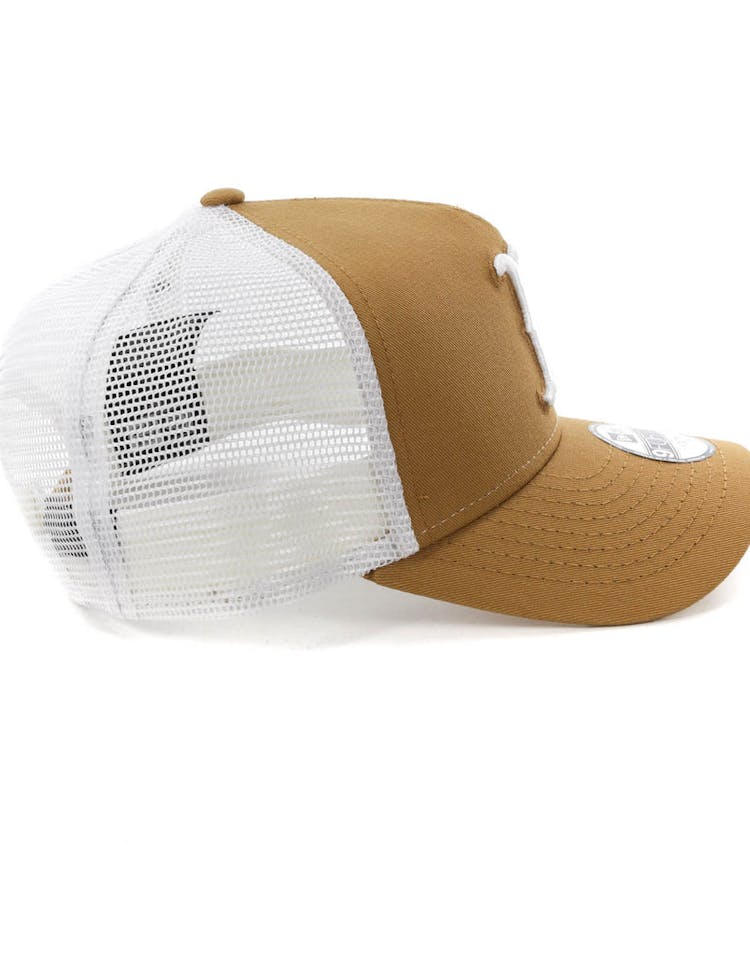 New Era Youth Boston Red Sox 9FORTY A-Frame Trucker Snapback Wheat/White