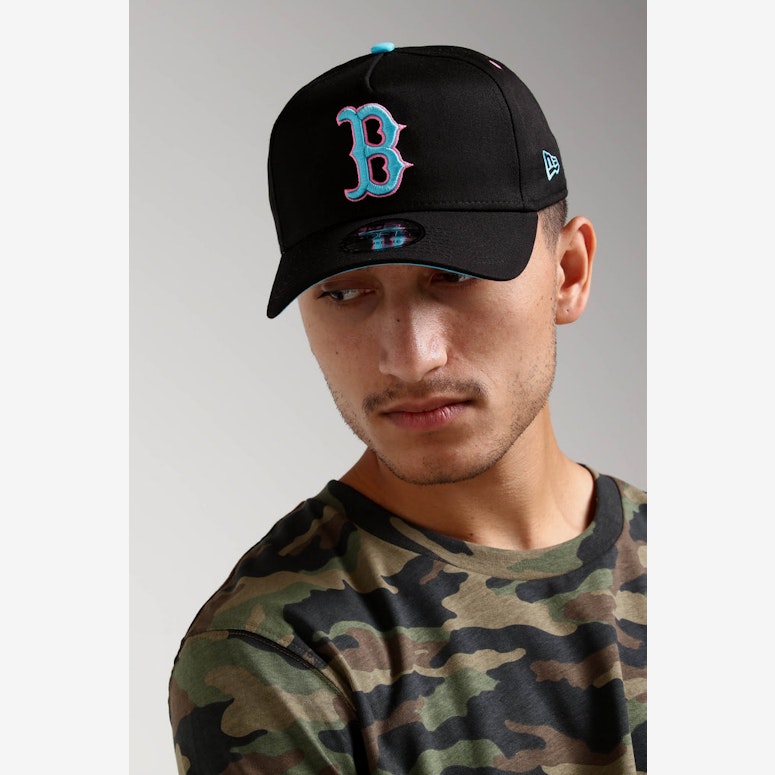 New Era Boston Red Sox 9FORTY A-Frame Snapback Black/Pink Neon