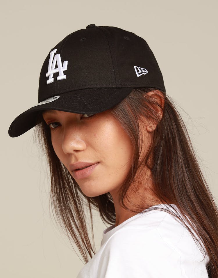 New Era Women Los Angeles Dodgers 9FORTY Tape Strapback Black/White
