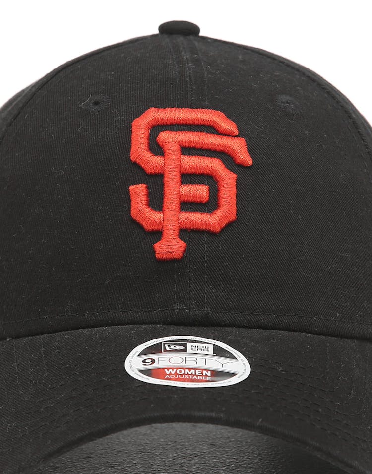 New Era Women's San Francisco Giants 9FORTY Strapback Black