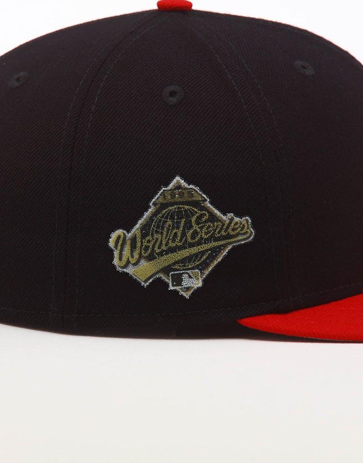 New Era Atlanta Braves 9FIFTY SWAROVSKI '95 Snapback Navy/OTC