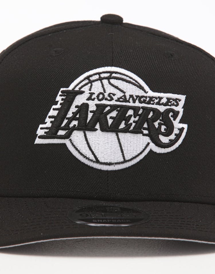 New Era Los Angeles Lakers 9FIFTY Retro High Crown Precurved Snapback Black