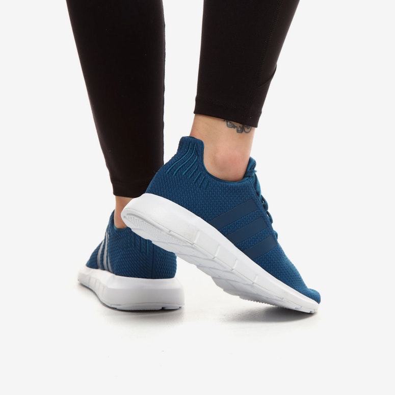 Adidas Women's Swift Run Navy/Wine