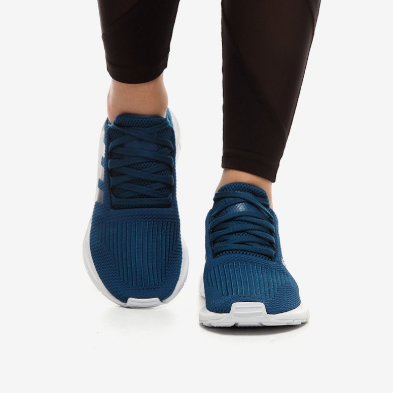 Adidas Women's Swift Run Navy/Wine