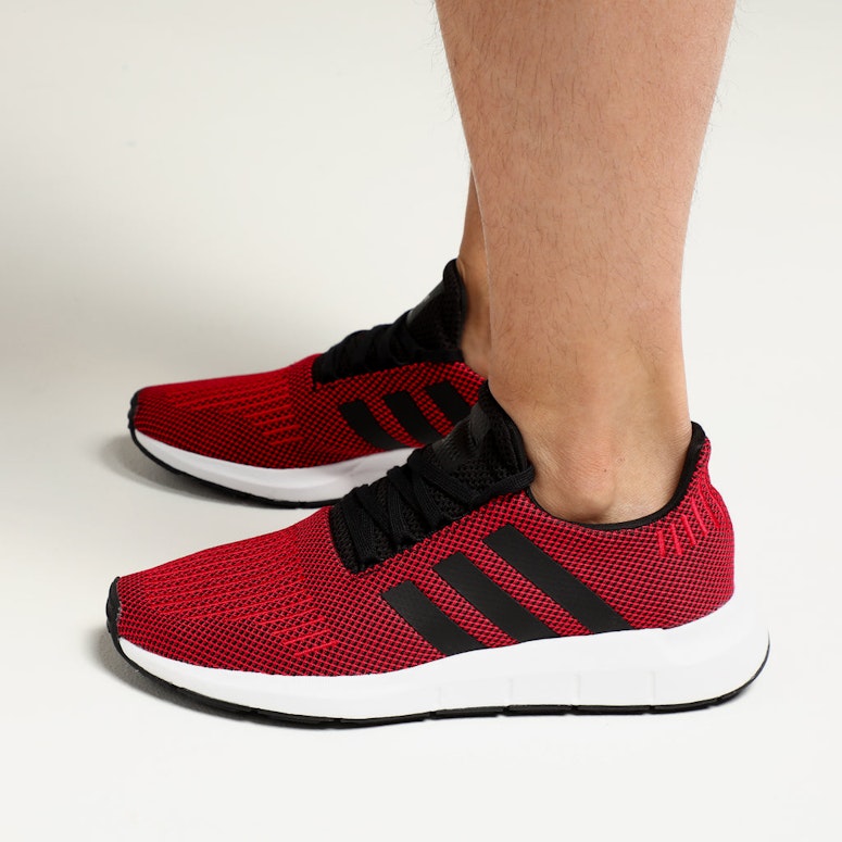 Adidas Swift Run Dark Pink/Black