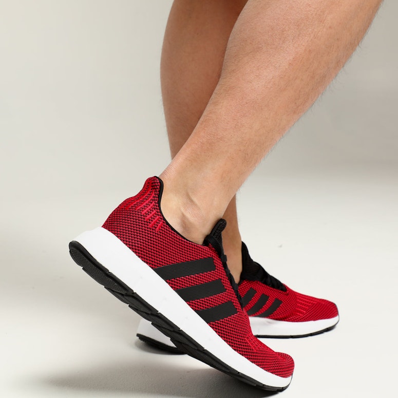 Adidas Swift Run Dark Pink/Black