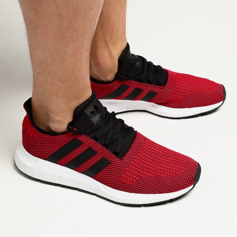 Adidas Swift Run Dark Pink/Black