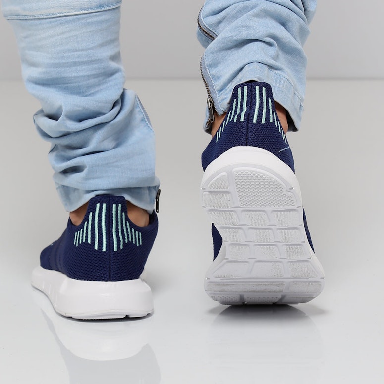 Adidas Originals Swift Run Navy/White