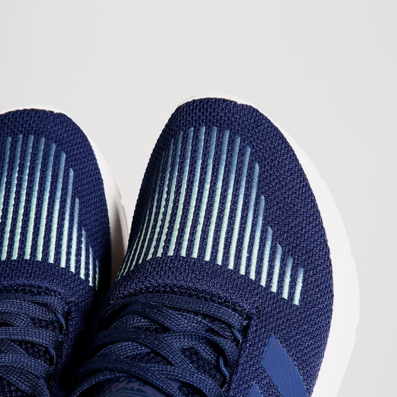 Adidas Originals Swift Run Navy/White