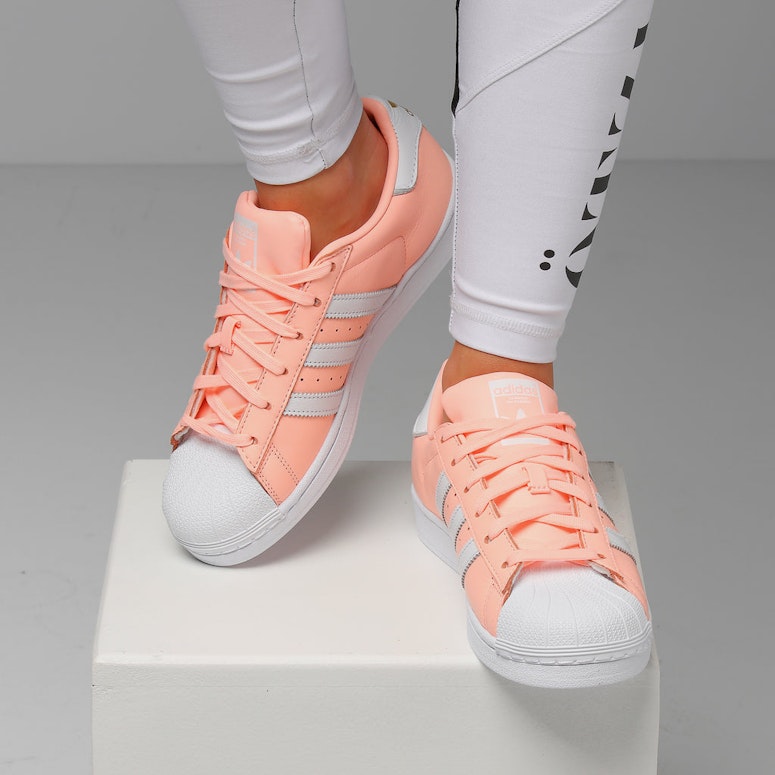 Adidas Women's Superstar Pink/White