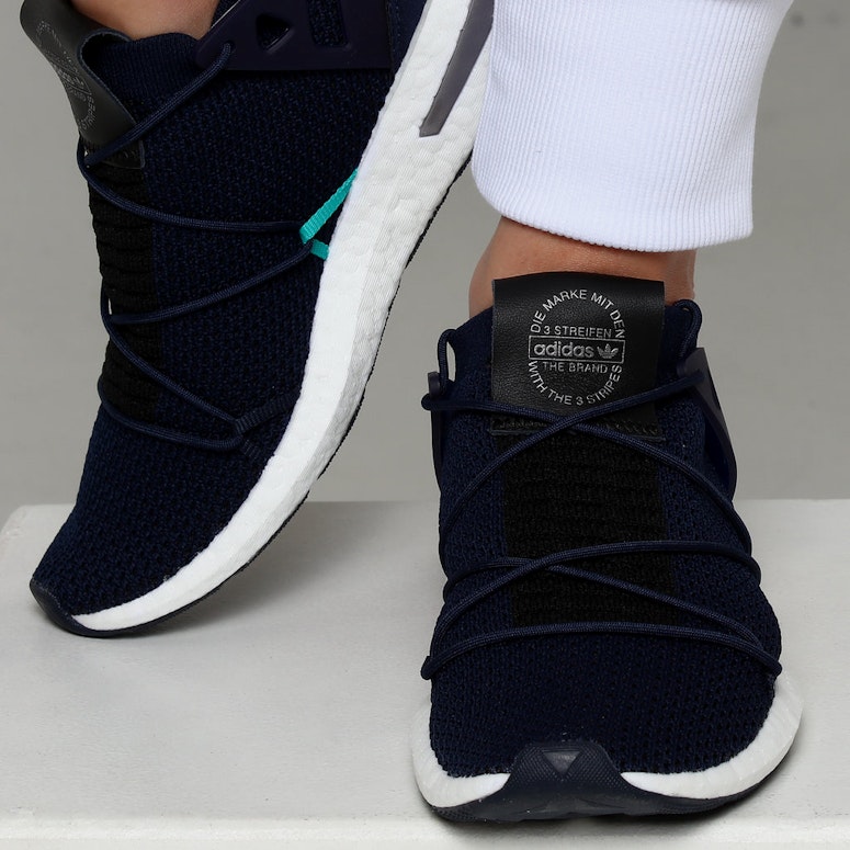 Adidas Women's Arkyn Primeknit Navy/Black