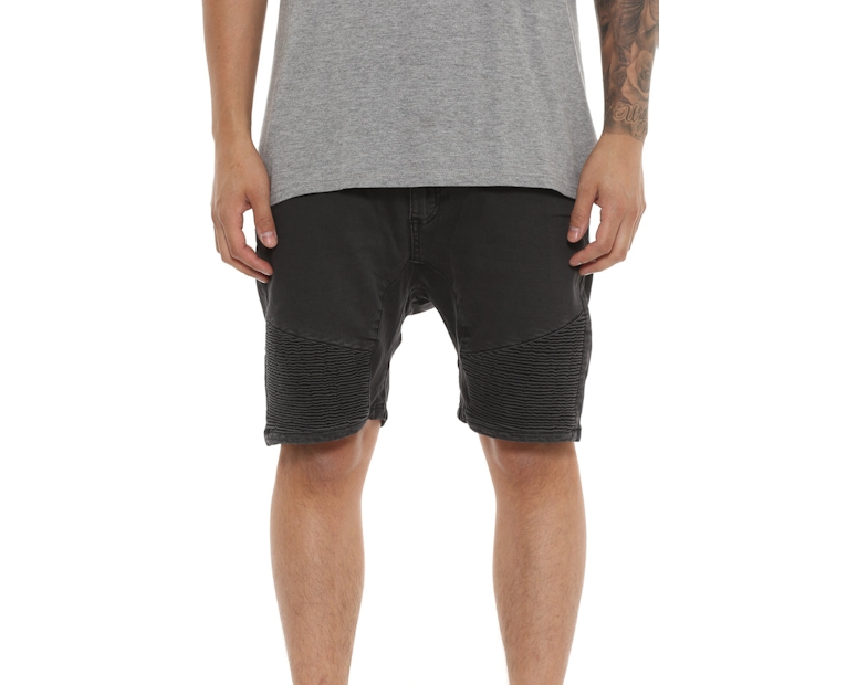 Nena and Pasadena Scope Short Washed Black