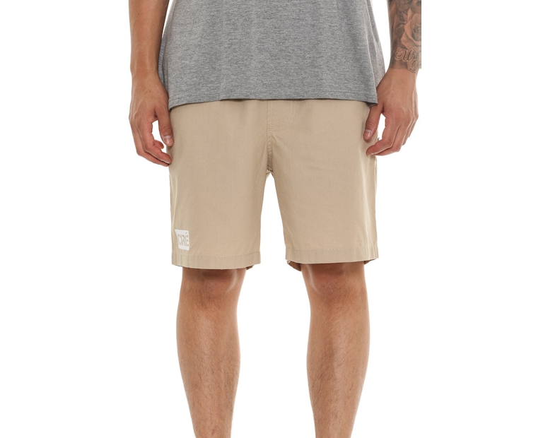 Carré Division Slide Short Stone