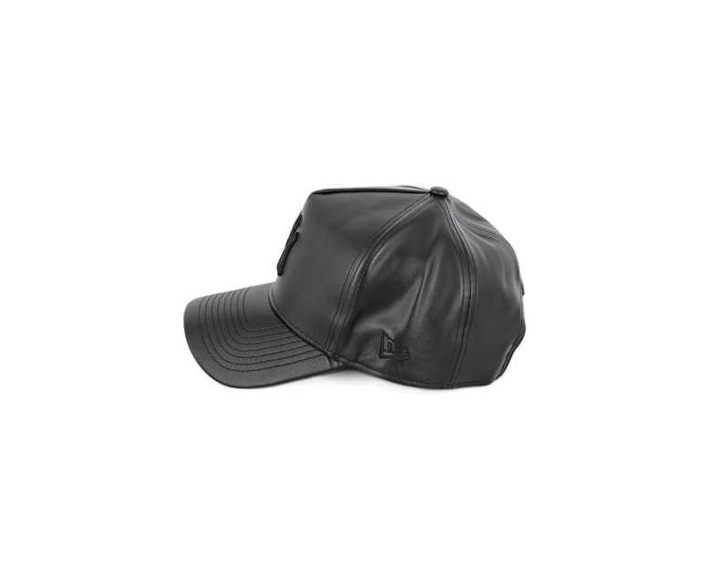 NY Yankees 940 A-frame PU Leather Snapback Black