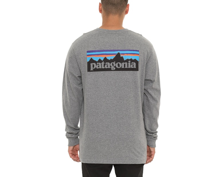 Patagonia P6 logo Long Sleeve Graphite