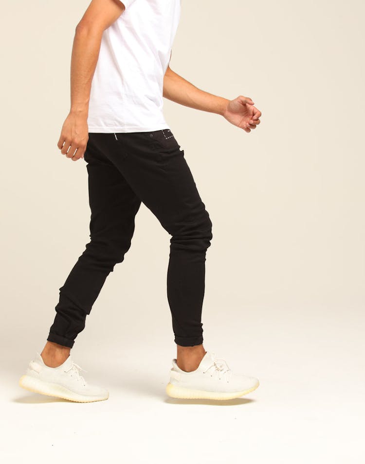 The Anti-Order Hydraulics Jean Black