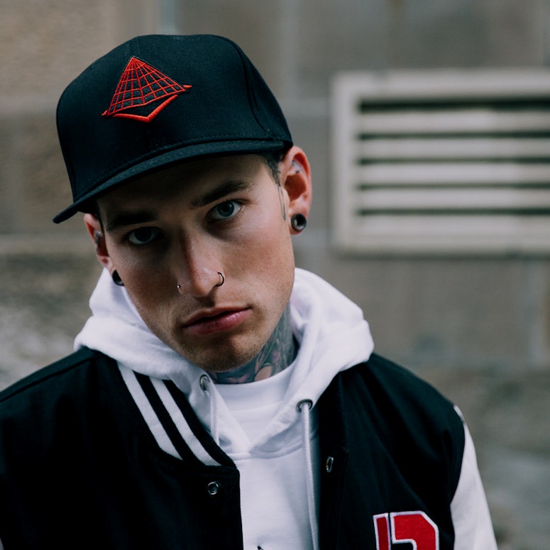 Black Pyramid Pyramid 2.0 Snapback Black/Red