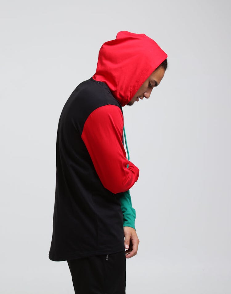Carré Trois Hooded LS Tee Black/Red/Green
