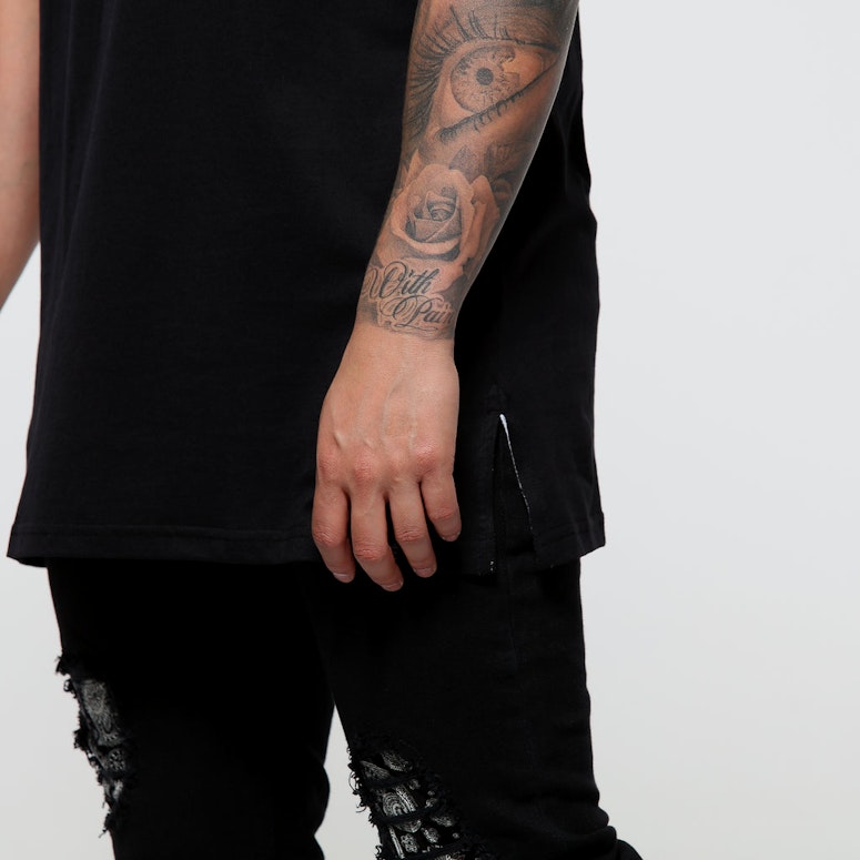 Carré Ecriture Divise SS Tee Black