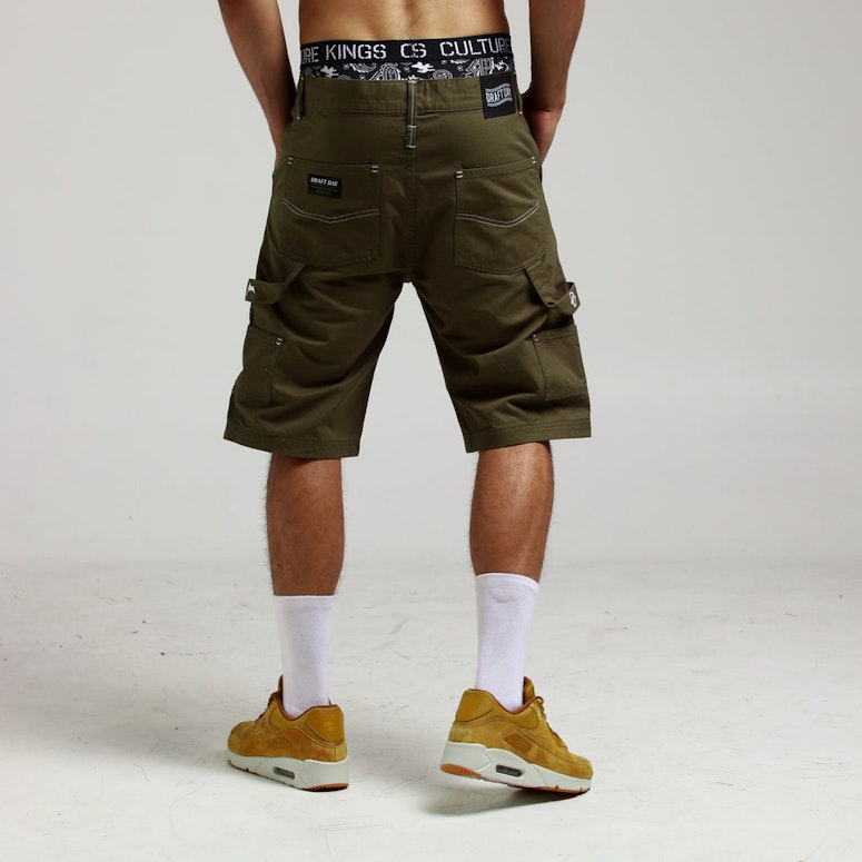 Draft Day Chippy Shorts Olive