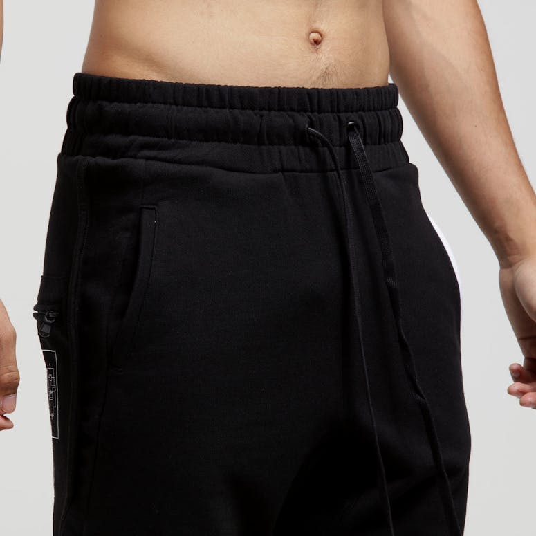 The Anti-Order ABCDEF1 Component Short Black