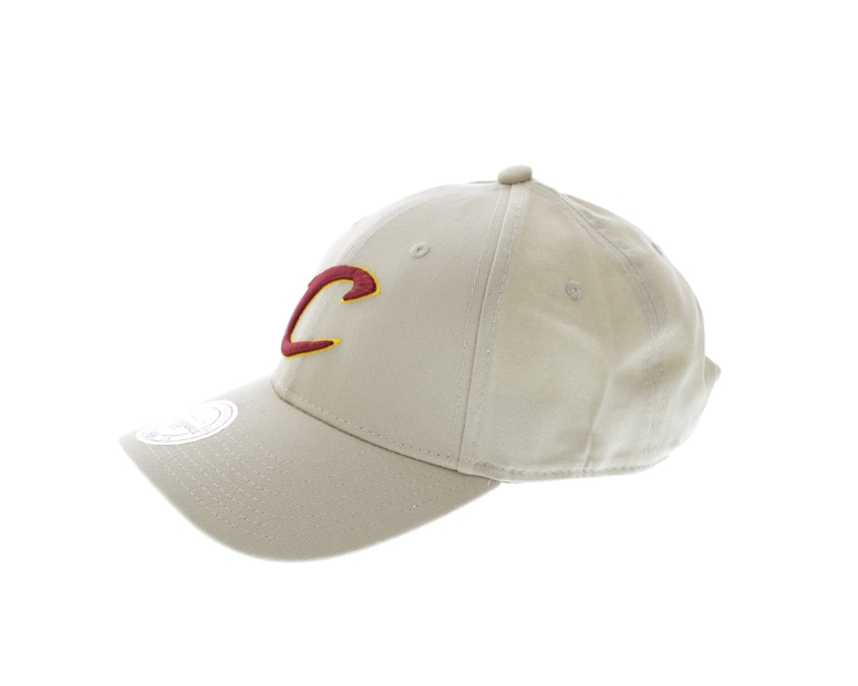 Mitchell & Ness Cleveland Cavaliers Low Pro Strapback Tan