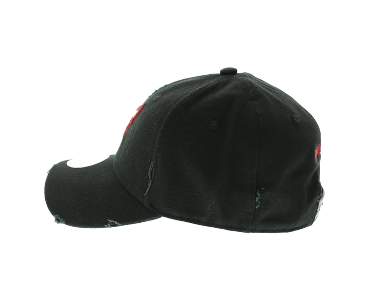 Mitchell & Ness Bulls Distressed Low Pro Strapback Black
