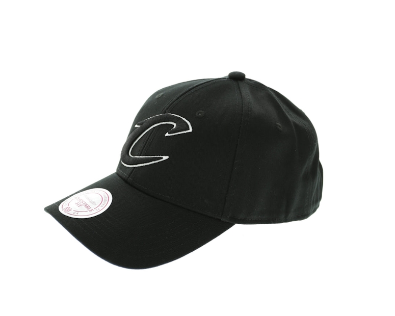 Mitchell & Ness Cleveland Cavaliers Low Pro Snapback Black/Black/White