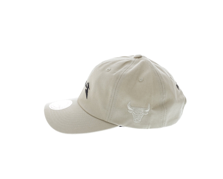 Mitchell & Ness Bulls Rock Font Dad Hat Khaki