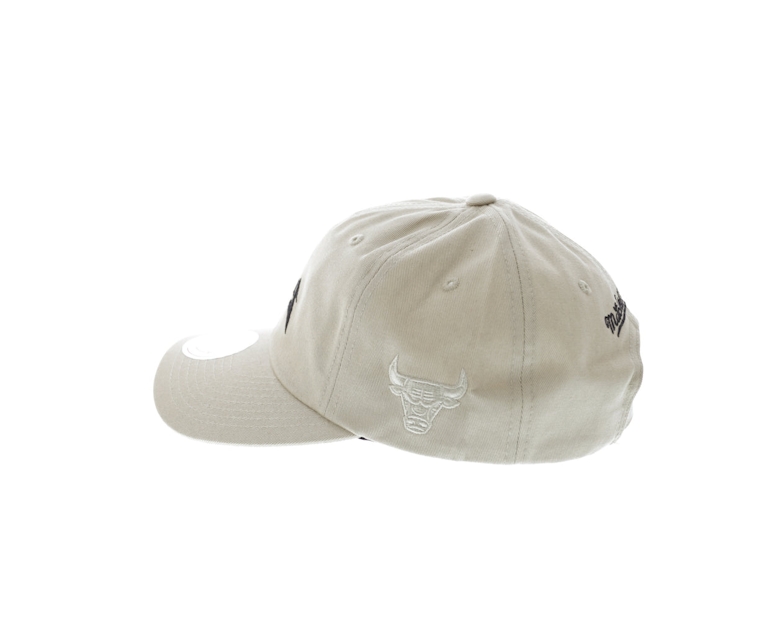 Mitchell & Ness Bulls Rock Font Dad Hat Khaki