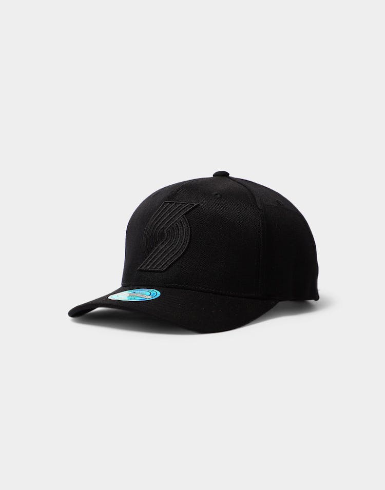 Mitchell & Ness Portland Trailblazers 110 Pinch Snapback Black