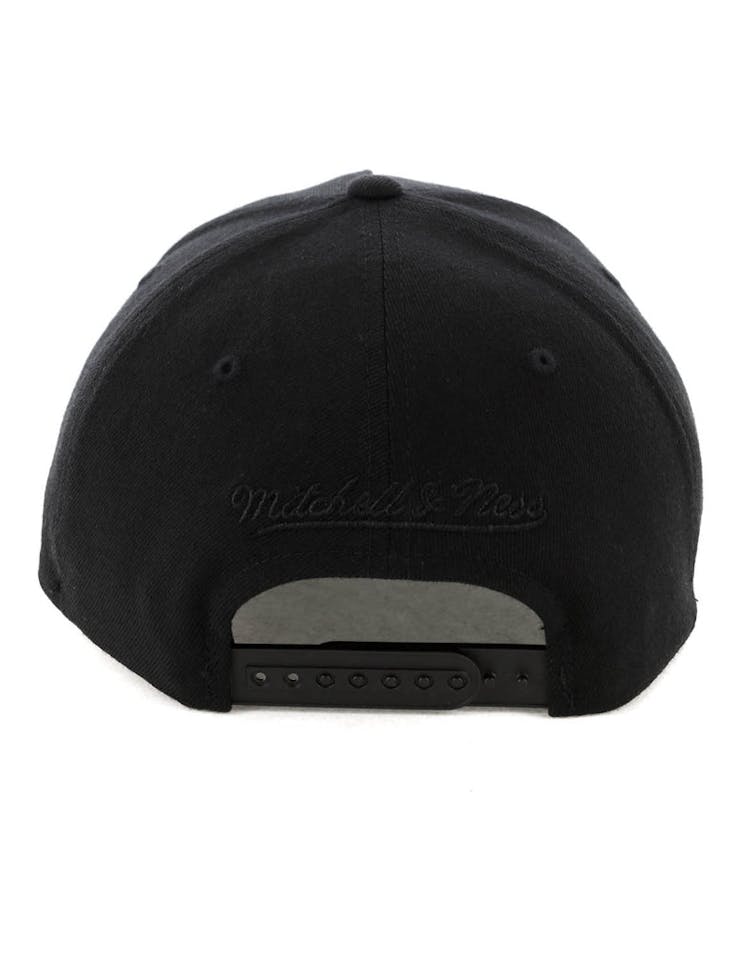 Mitchell & Ness Pittsburgh Steelers 110 Snapback Black On Black