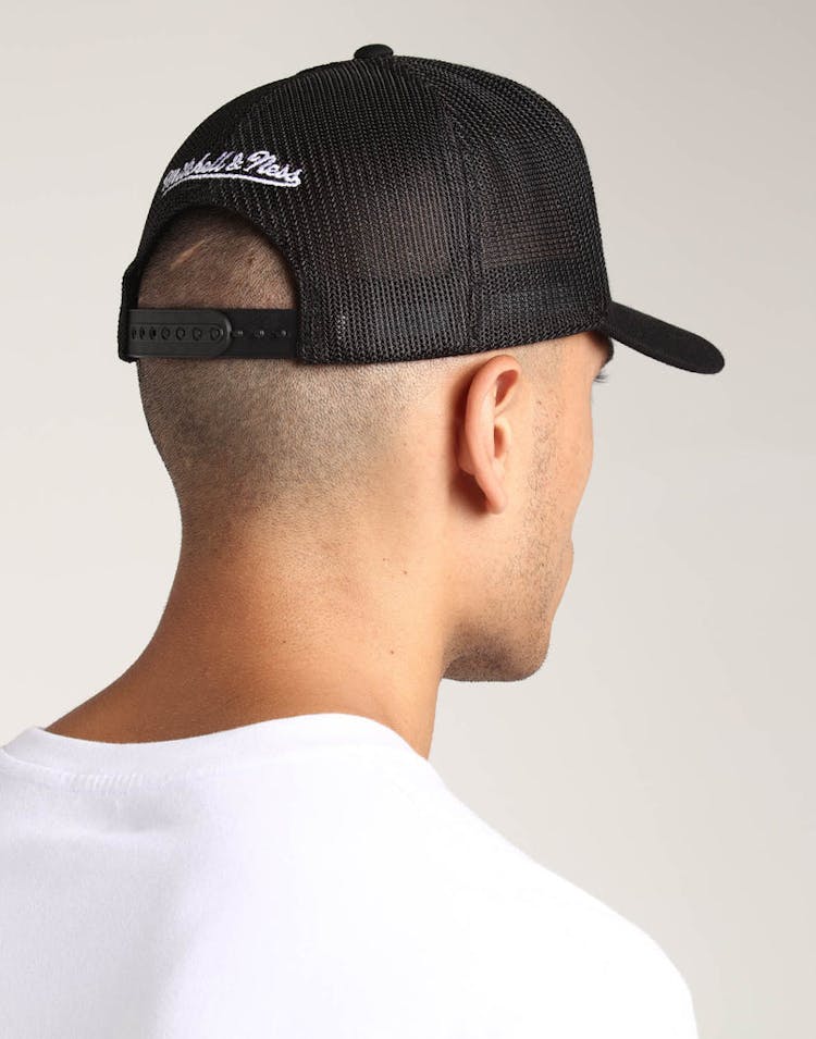 Mitchell & Ness Minnesota Timberwolves 110 Snapback Trucker Black/White