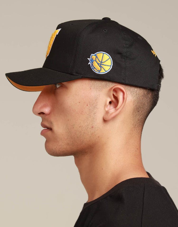 Mitchell & Ness Golden State Warriors Initial 110 Snapback Black