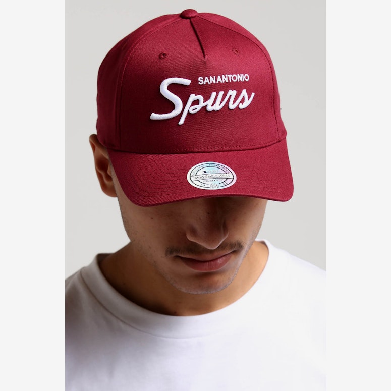 Mitchell & Ness San Antonio Spurs Basic Script 110 Snapback Maroon/White