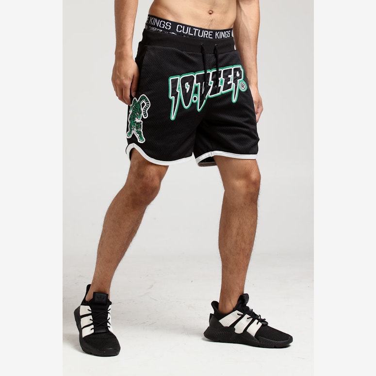 10 Deep Worrier Short Black