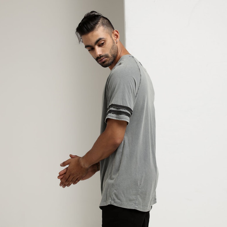 Nana Judy Status Raglan Tee Acid Grey
