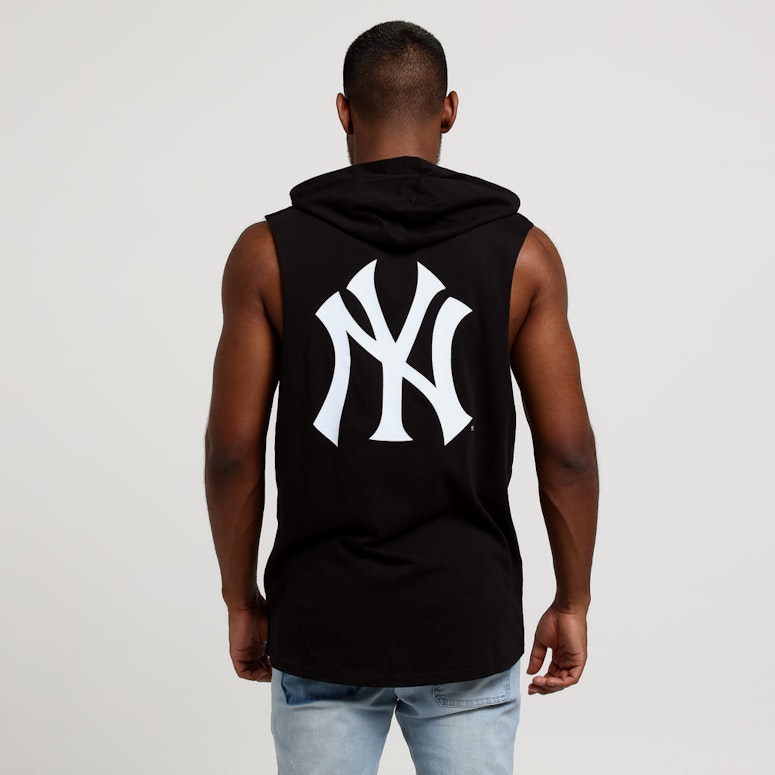 Majestic Athletic New York Yankees Vincennes Muscle Hood Black