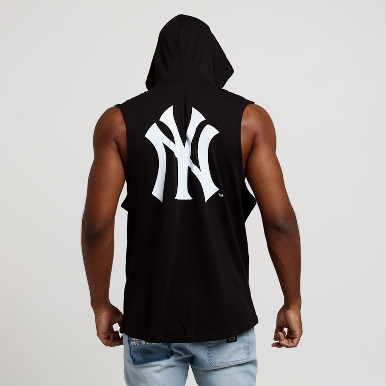 Majestic Athletic New York Yankees Vincennes Muscle Hood Black