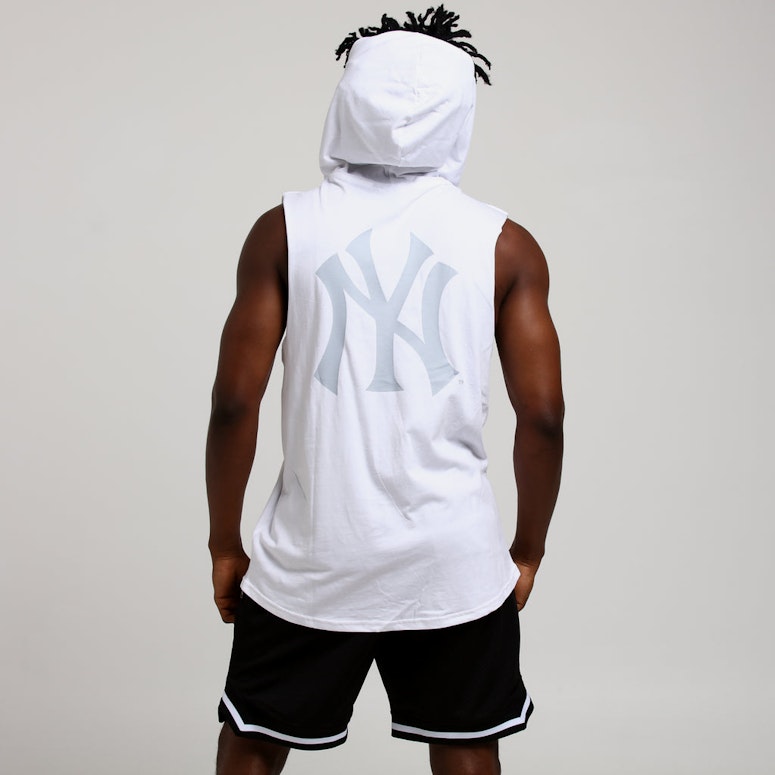 Majestic Athletic New York Yankees Vincennes Muscle Hood White/Grey