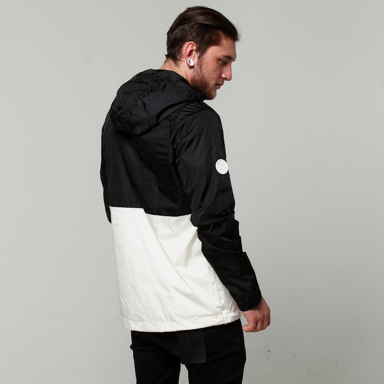 Huffer Spray Anorak Black